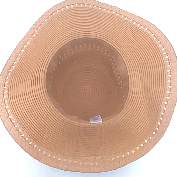 Floppy Round Straw Sun Hat - Picture 3 of 8